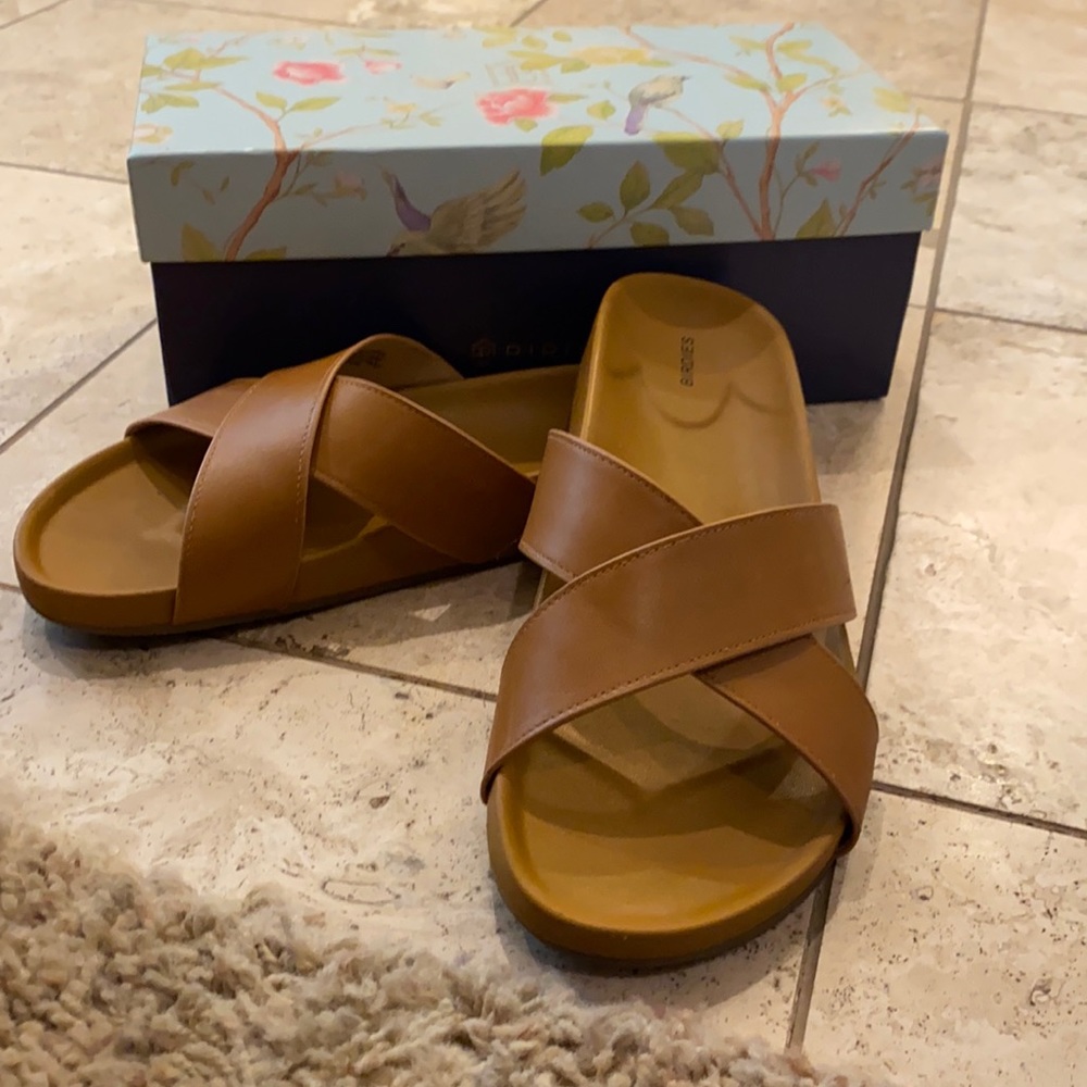 Birdies “the robin” slides size 8
